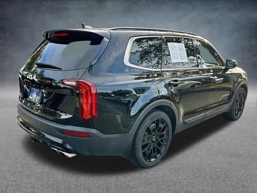 Black 2022 Kia Telluride SX