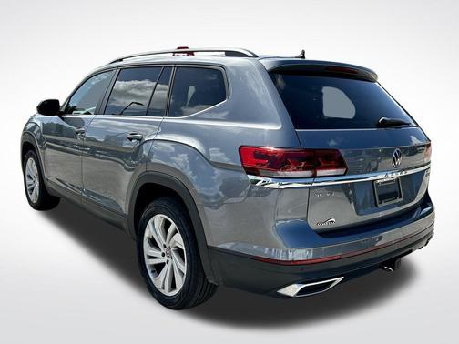 2022 Volkswagen Atlas 3.6L SE w/Technology