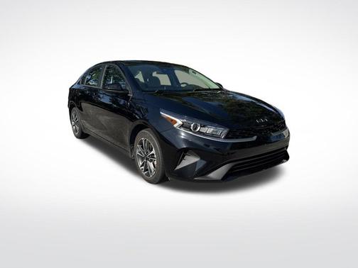 Aurora Black 2023 Kia Forte LXS