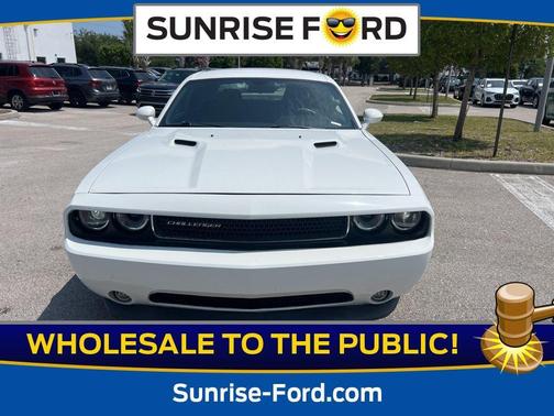 2013 Dodge Challenger SXT