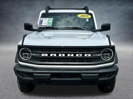 Oxford White 2025 Ford Bronco Big Bend