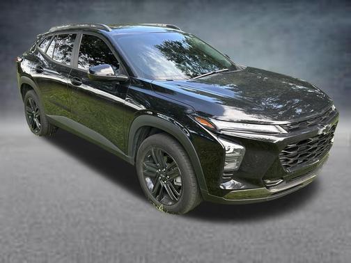 Black Metallic 2024 Chevrolet Trax ACTIV
