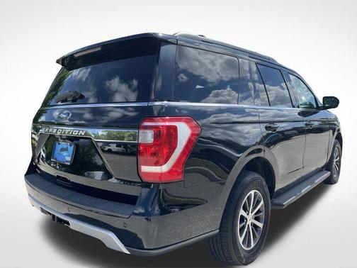 Black Metallic 2019 Ford Expedition XLT