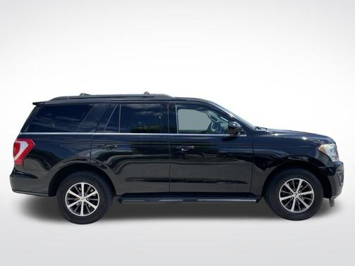 Black Metallic 2019 Ford Expedition XLT