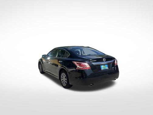 Super Black 2013 Nissan Altima 2.5 S