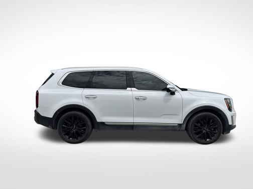 Glacial White Pearl 2022 Kia Telluride SX