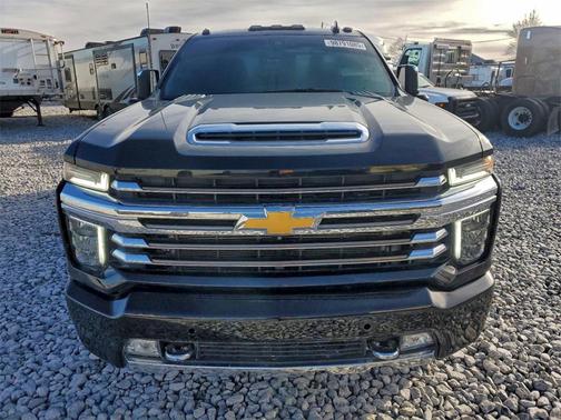 2022 Chevrolet Silverado 3500 High Country