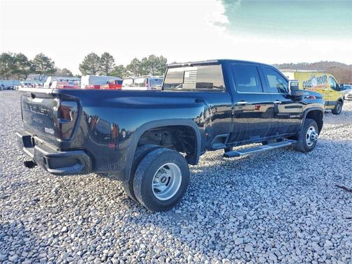 2022 Chevrolet Silverado 3500 High Country