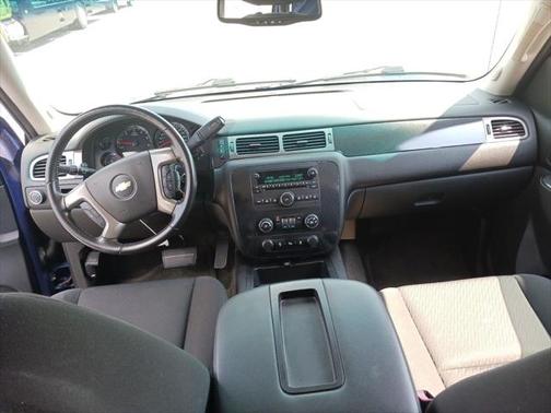 2013 Chevrolet Avalanche LS