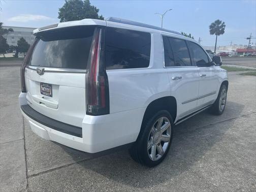 2016 Cadillac Escalade Premium