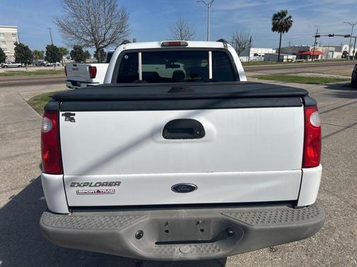 2001 Ford Explorer Sport Trac Base