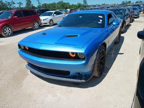 2016 Dodge Challenger R/T Scat Pack