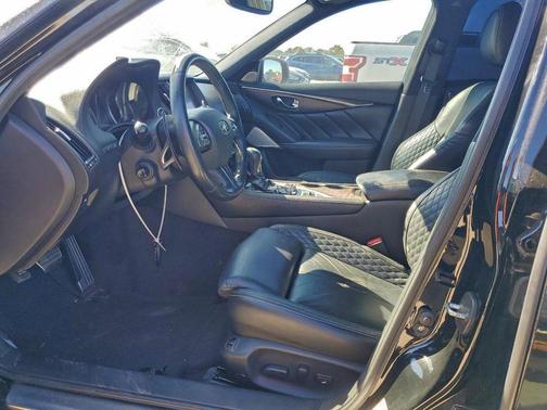 2017 INFINITI Q50 3.0t RED SPORT 400