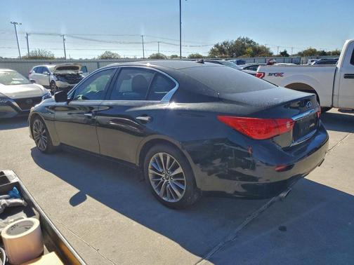 2017 INFINITI Q50 3.0t RED SPORT 400