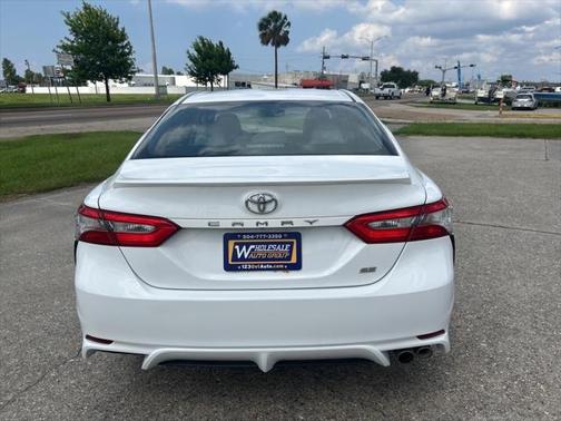 2018 Toyota Camry SE