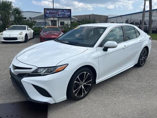 2018 Toyota Camry SE