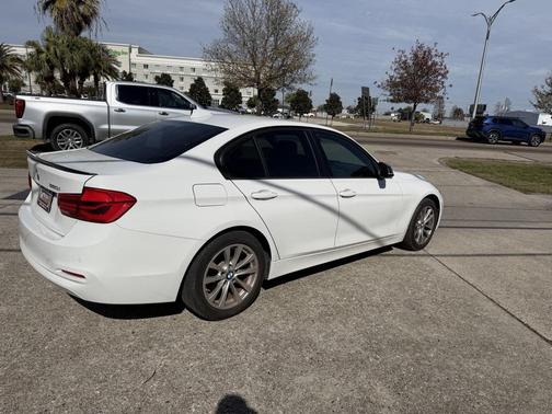 2017 BMW 320 i