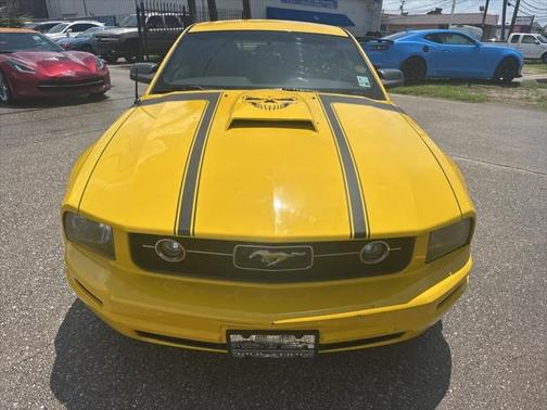 2006 Ford Mustang Base