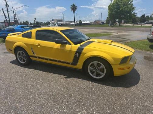 2006 Ford Mustang Base