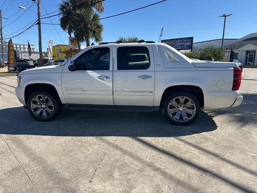 2012 Chevrolet Avalanche 1500 LTZ