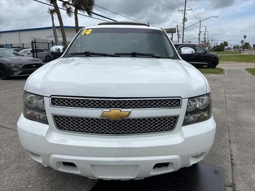 2014 Chevrolet Suburban 1500 LTZ