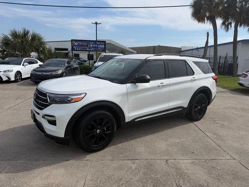Star White Metallic Tri-Coat 2020 Ford Explorer XLT