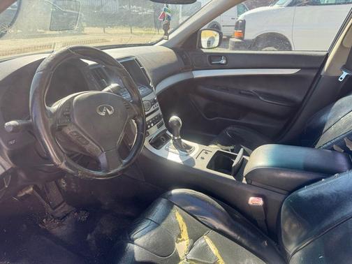 2009 INFINITI G37 Journey