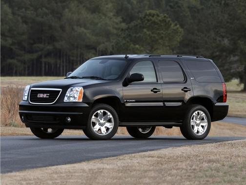 Quicksilver Metallic 2014 GMC Yukon SLE