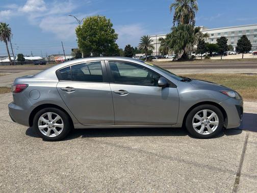 2010 Mazda Mazda3 i Touring