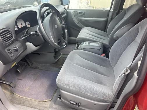 2005 Dodge Grand Caravan SXT