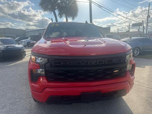 2024 Chevrolet Silverado 1500 Custom