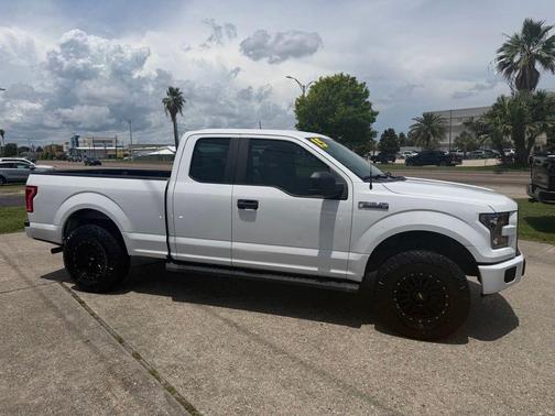 Tuxedo Black Metallic 2015 Ford F-150 XL