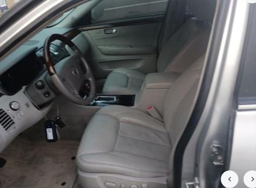 2011 Cadillac DTS Premium Collection