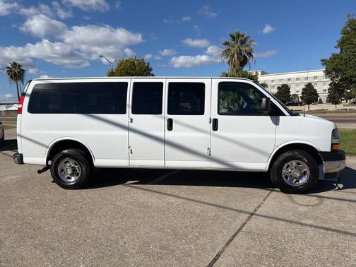 2019 Chevrolet Express 3500 LT
