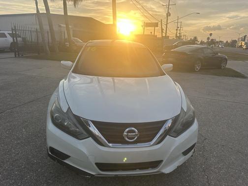 2016 Nissan Altima 2.5 SR