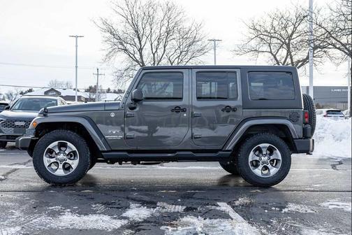 2017 Jeep Wrangler Unlimited Sahara