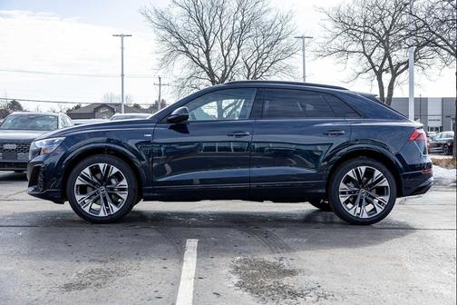 2026 Audi Q8 55 Premium Plus