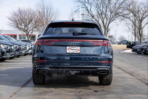 2026 Audi Q8 55 Premium Plus