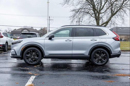 2023 Honda CR-V Hybrid Sport Touring AWD
