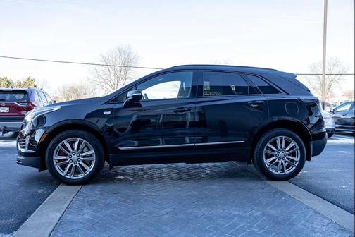 2022 Cadillac XT5 Sport