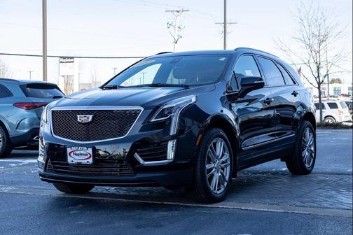 2022 Cadillac XT5 Sport