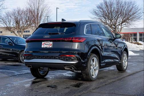 2025 Audi Q5 Premium Plus TFSI quattro S tronic