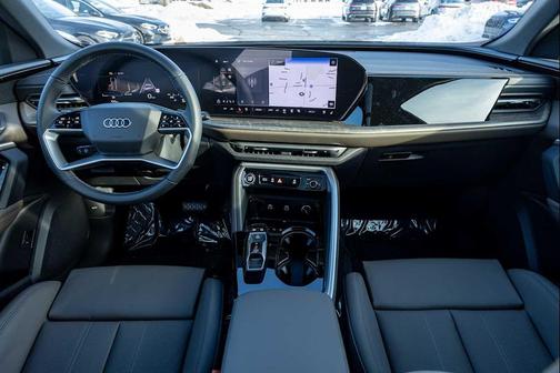 2025 Audi Q5 Premium Plus TFSI quattro S tronic