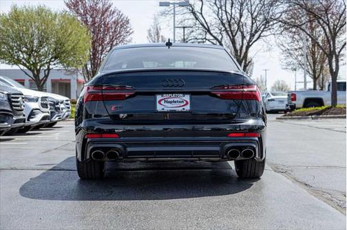 2022 Audi S6 Premium Plus TFSI quattro Tiptronic
