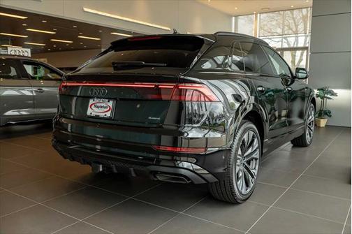 2025 Audi Q8 55 Premium Plus