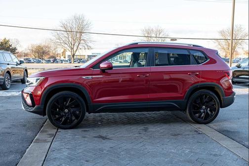 2024 Volkswagen Taos 1.5T SEL