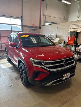 2024 Volkswagen Taos 1.5T SEL
