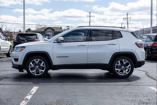 Pearl White Tri-Coat 2021 Jeep Compass Limited