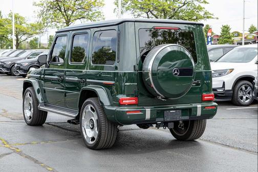 MANUFAKTUR Deep Green 2025 Mercedes-Benz AMG G 63 AMG G 63