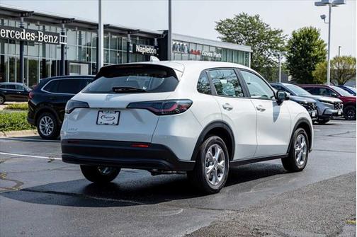 2025 Honda HR-V LX